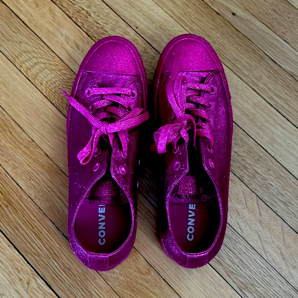 Converse glitter fuschia low tops. Like new!